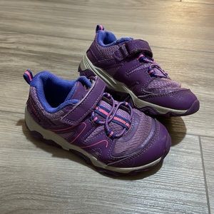 Merrell toddler hikers 9.5W